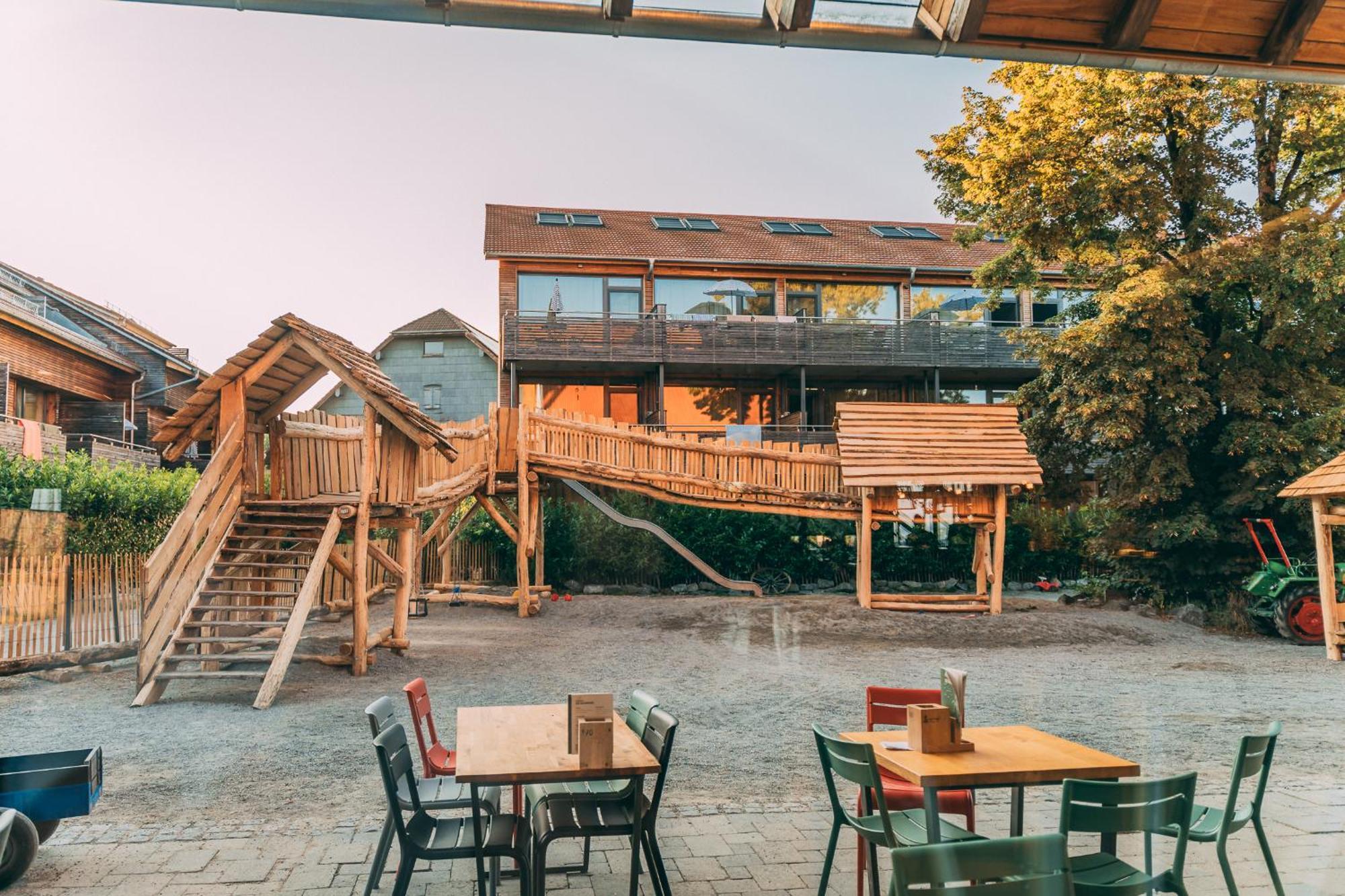 Gut Huegle Jugendzimmer Ravensburg Exteriör bild