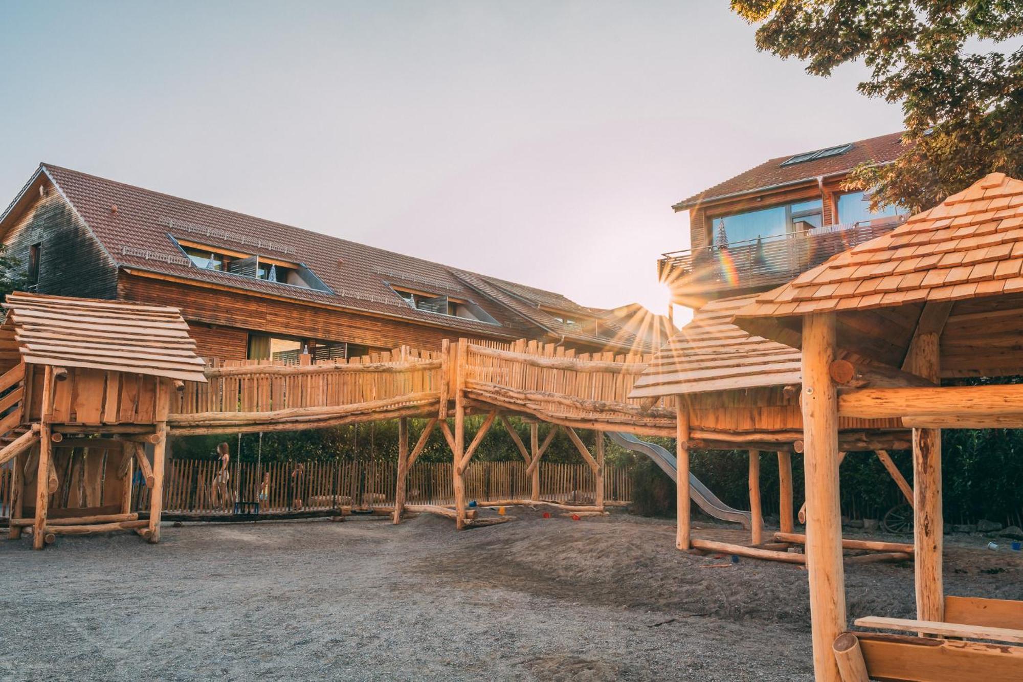 Gut Huegle Jugendzimmer Ravensburg Exteriör bild